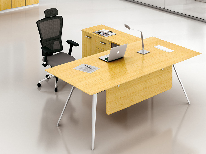 美耐家具主管台钢木办公桌组合创意简约现代南京厂家